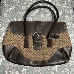 Vintage Authentic Coach signature jacquard Soho flap bag